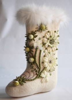 Модная зимняя обувь: валенки и угги (40 фото)