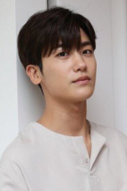 Park Hyung Sik - Popular Singer and Actor from South Korea