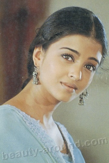 Aishwarya Rai is the most beautiful and famous Indian photos
