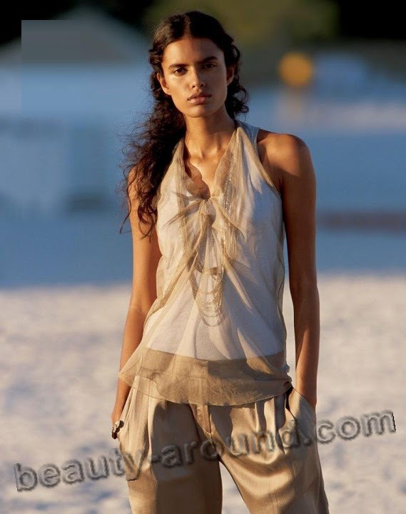 Beautiful Asian Models - Lakshmi Menon beautiful Indian supermodel photo
