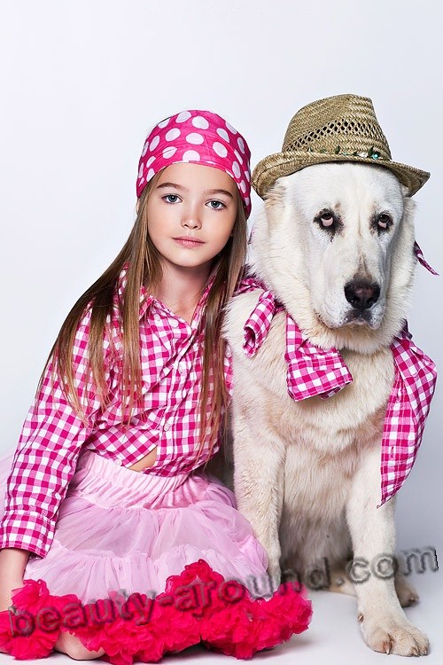 Анастасия Безрукова / Anastasia Bezrukova самая красивая девочка модель , биография, фото с собакой