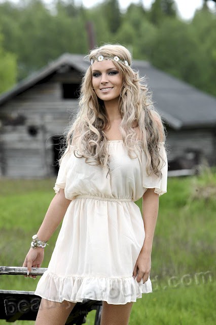 Beautiful Finnish women. Pia Pakarinen Miss Finland 2011. photo