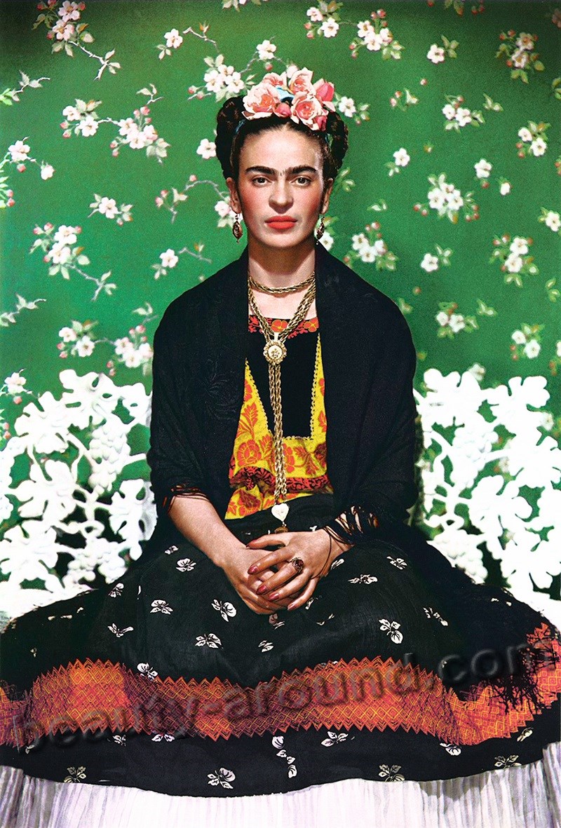 Фрида Кало на обложке журнала Vogue фото