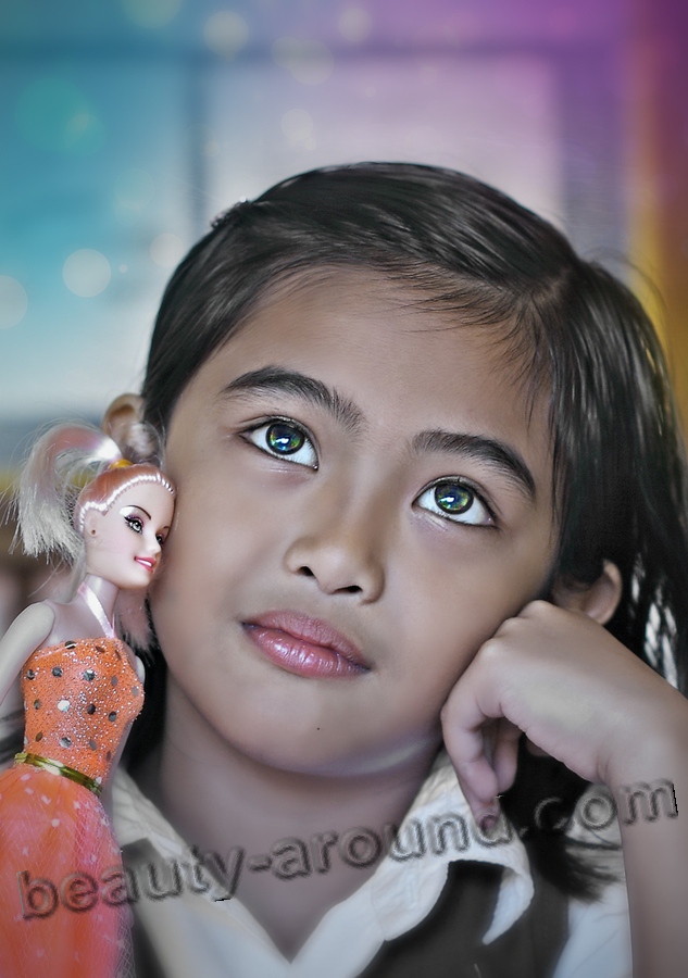 Малазийская девочка модель Айви фото