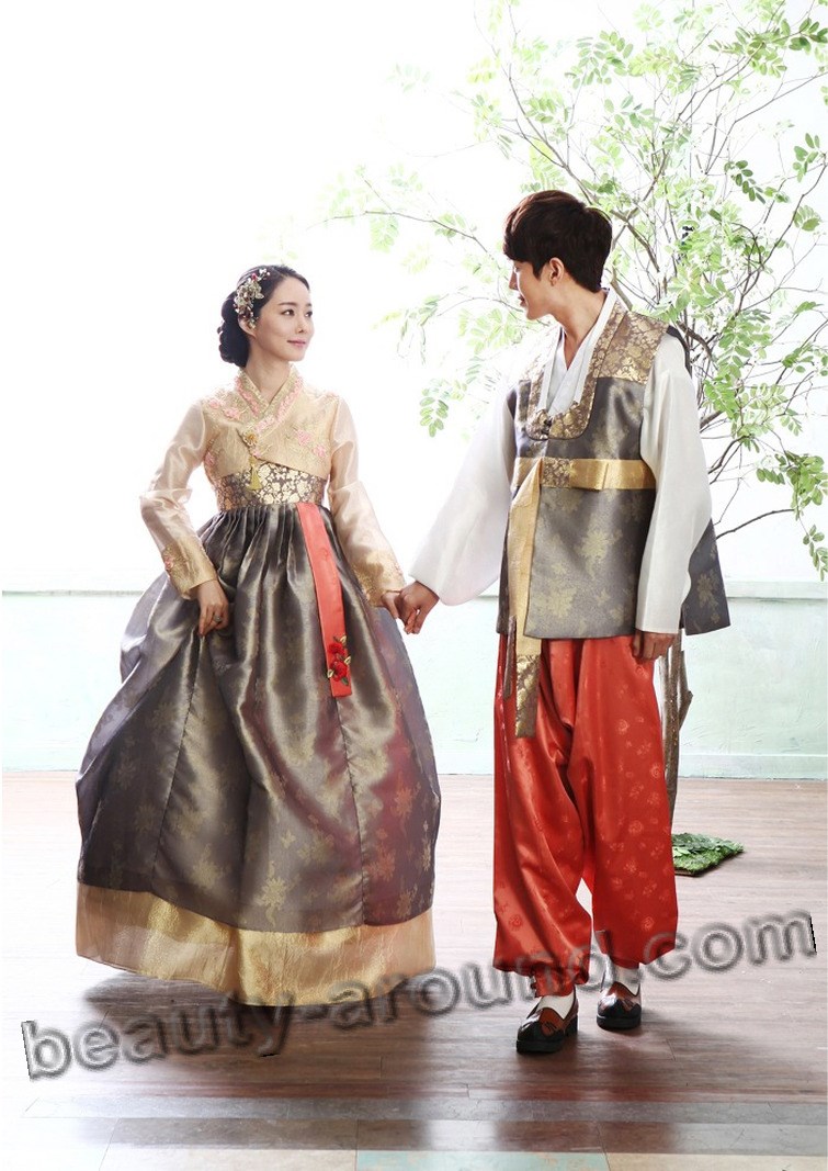 Traditional Korean dress: Hanbok photos