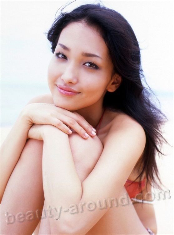beautiful japanese wife model