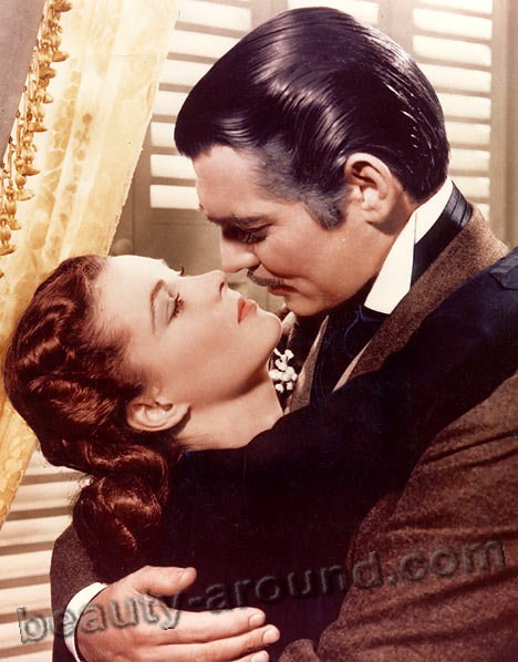 Унесённые ветром / Gone with the Wind (1939) Кларк Гейбл и Вивьен Ли, фото лучший поцелуй, кадры из фильма