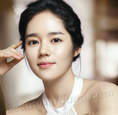 http://beauty-around.com/images/sampledata/Korean_Actress/15Han%20Ga-In.jpg