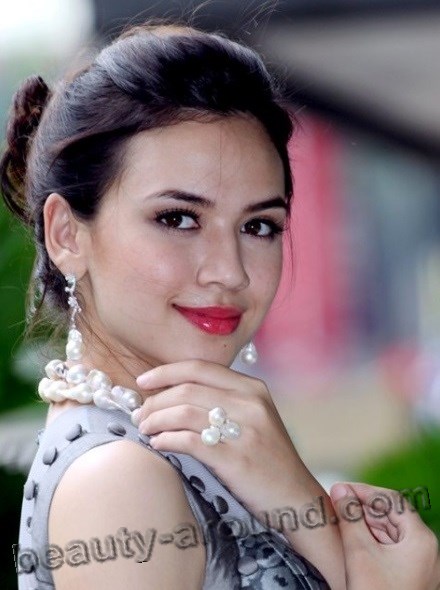 Beautiful Malaysian women. Diana Danielle beautiful Malaysian actress photo