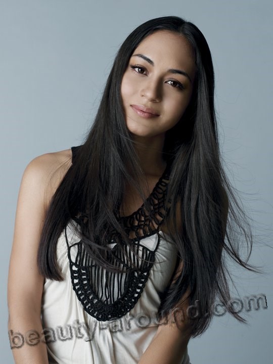 Beautiful Malaysian women. Maya Karin Malaysian film actress photo