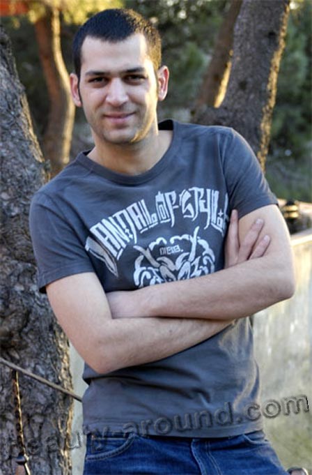 Murat Yildirim with short hair photos