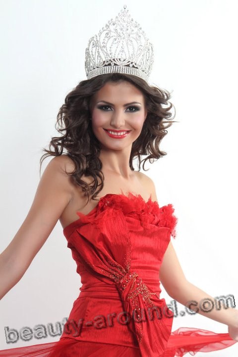 Лариса Попа / Larisa Popa, фото, победительница национального конкурса "Мисс Вселенная Румынии 2011"