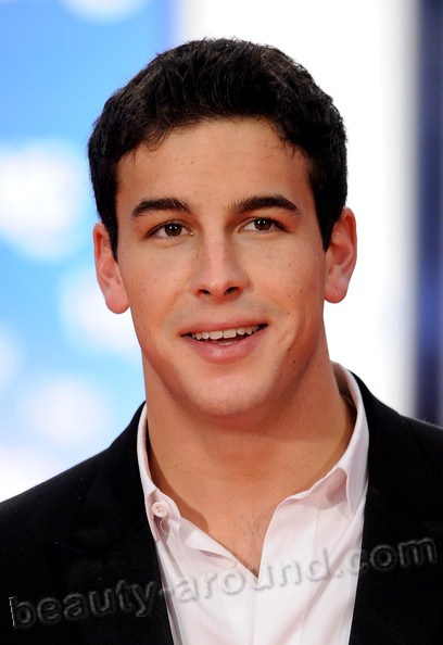 Mario Casas  handsome spanish actor photos