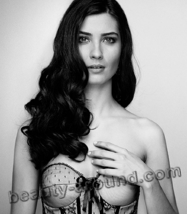 Tuba Büyüküstün / Tuba Buyukustun Turkish actress  black-and-white photographs