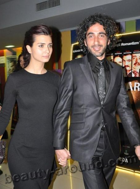 Tuba Büyüküstün / Tuba Buyukustun and Sami Saidan photo