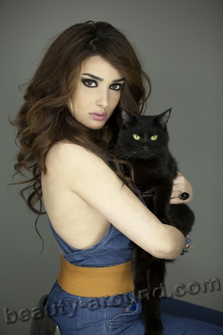 Соухир Бен Амара красивая актриса туниска фото