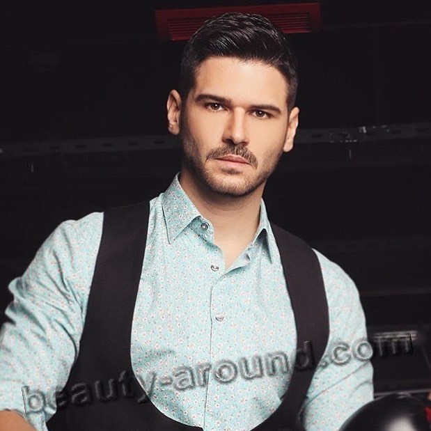 Tolgahan Sayısman Turkish actor and TV presenter photo