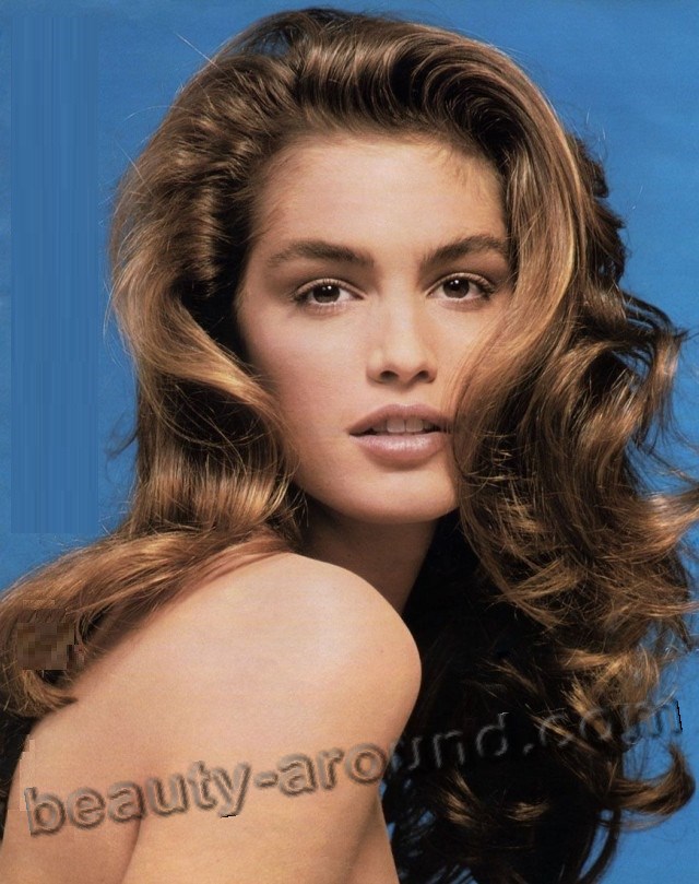 Cindy Crawford the most popular supermodels photos