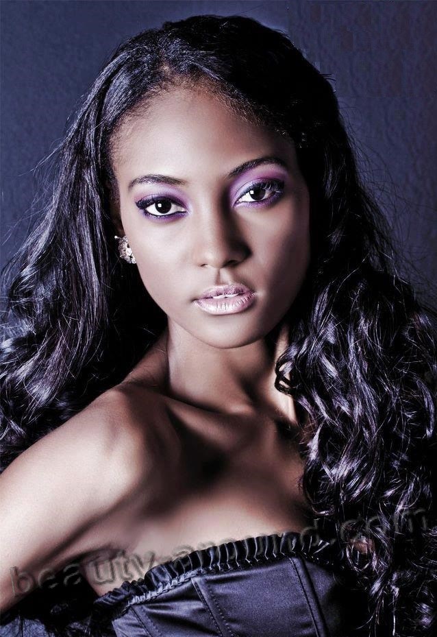 Angolan girl Michaela Pinto photo