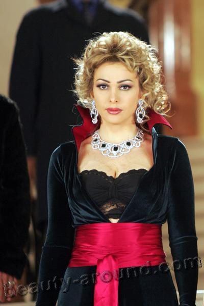Beautiful Arab singers Amal Hijazi