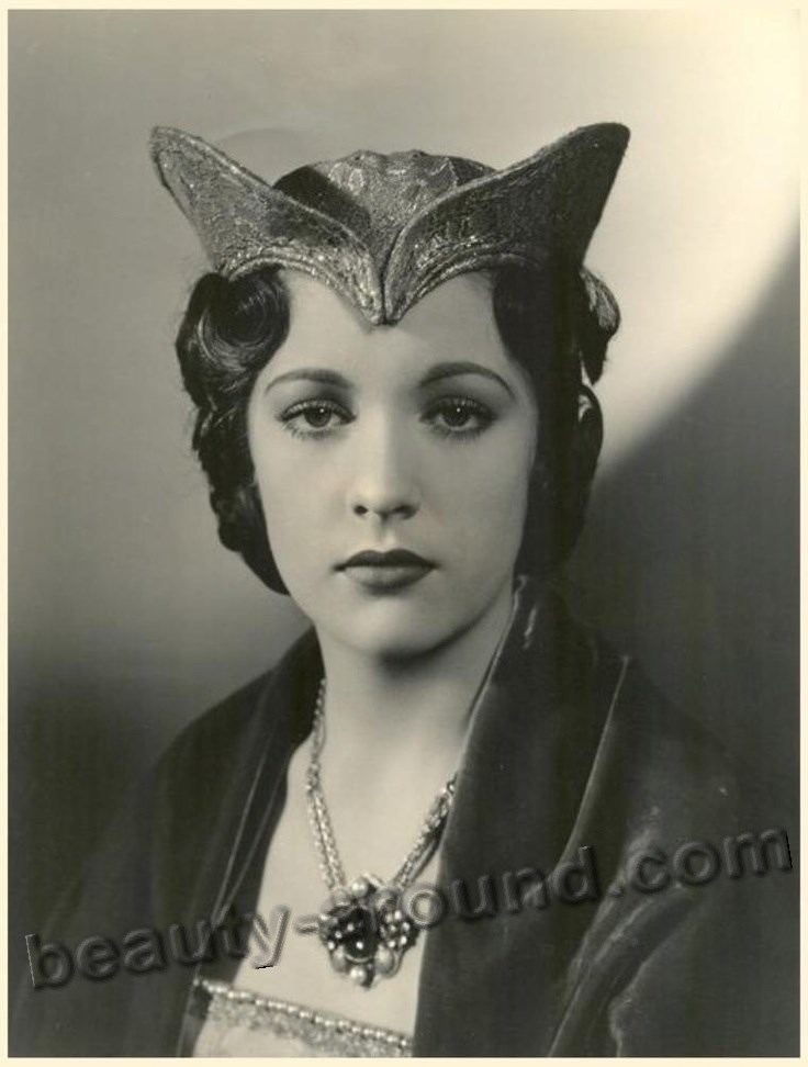 Beautiful Austrian Women Irene Ware American Hollywood actress photo