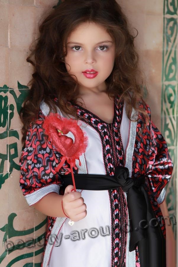 Nice Moroccan baby girl photo