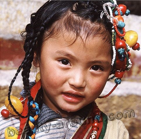 Cute Tibetan girl picture