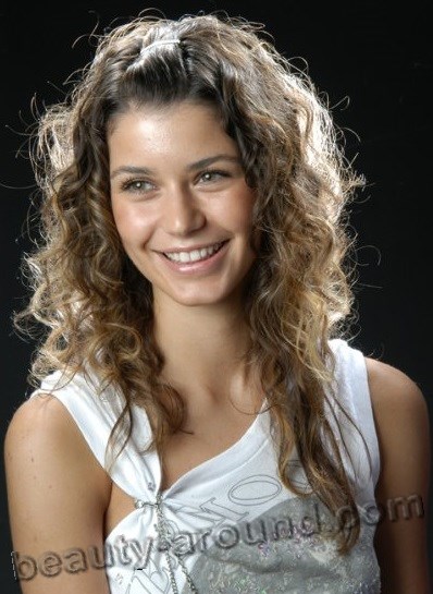 Берен Саат / Beren Saat, фото в молодости, турецкая актриса