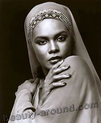 Tamara Dobson African-American actress photo
