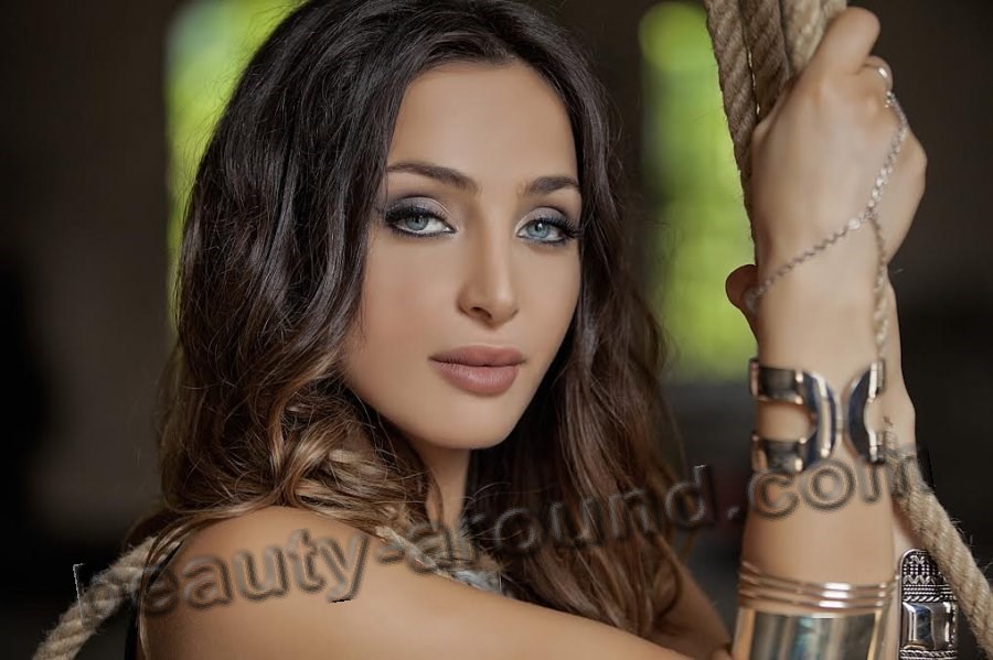 Beautiful Bosnian Women Maya Berovic