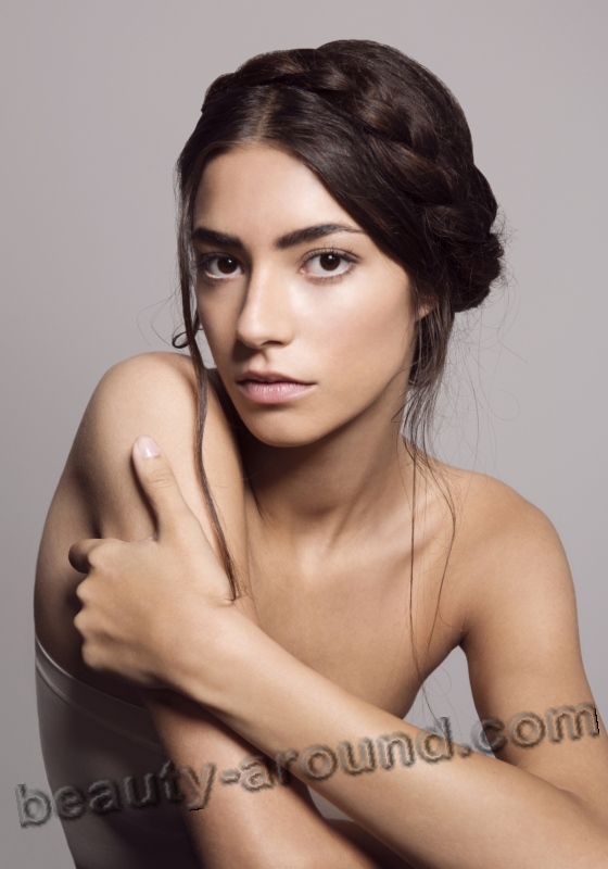 Marina Torres is a catalanian model photo