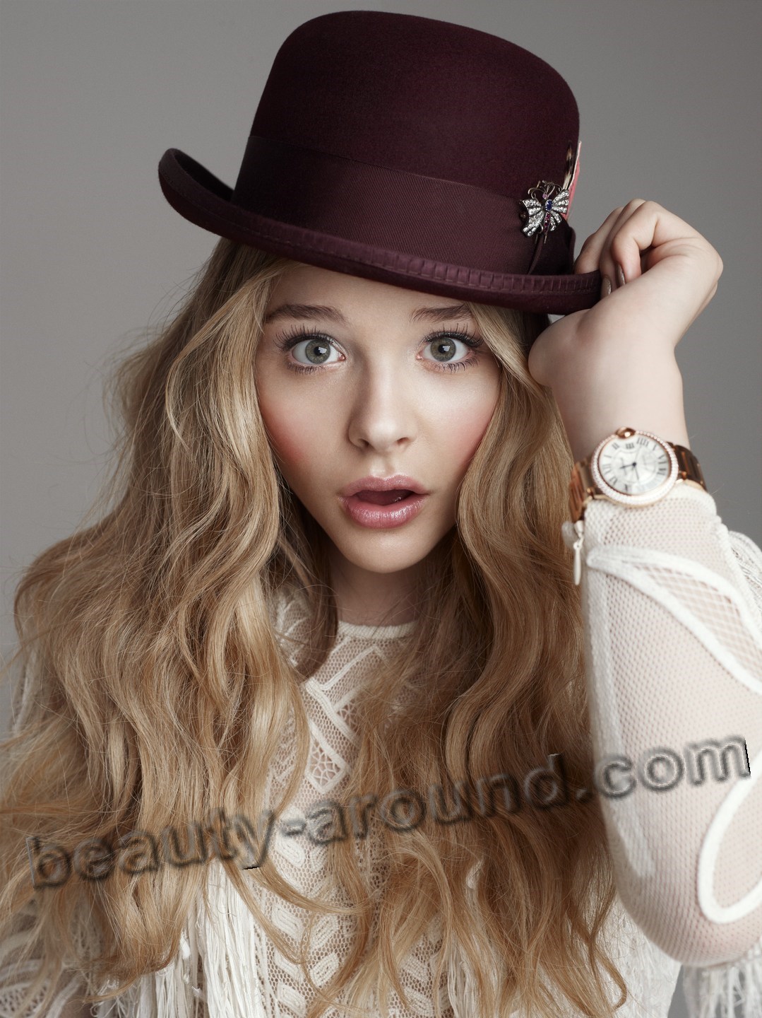 Chloe Moretz wearing a hat photo