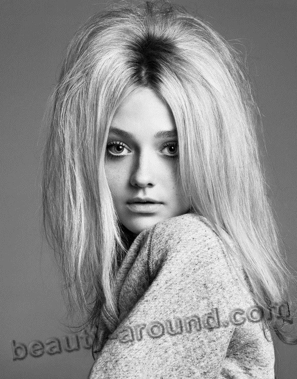 Dakota Fanning black-and-white photo