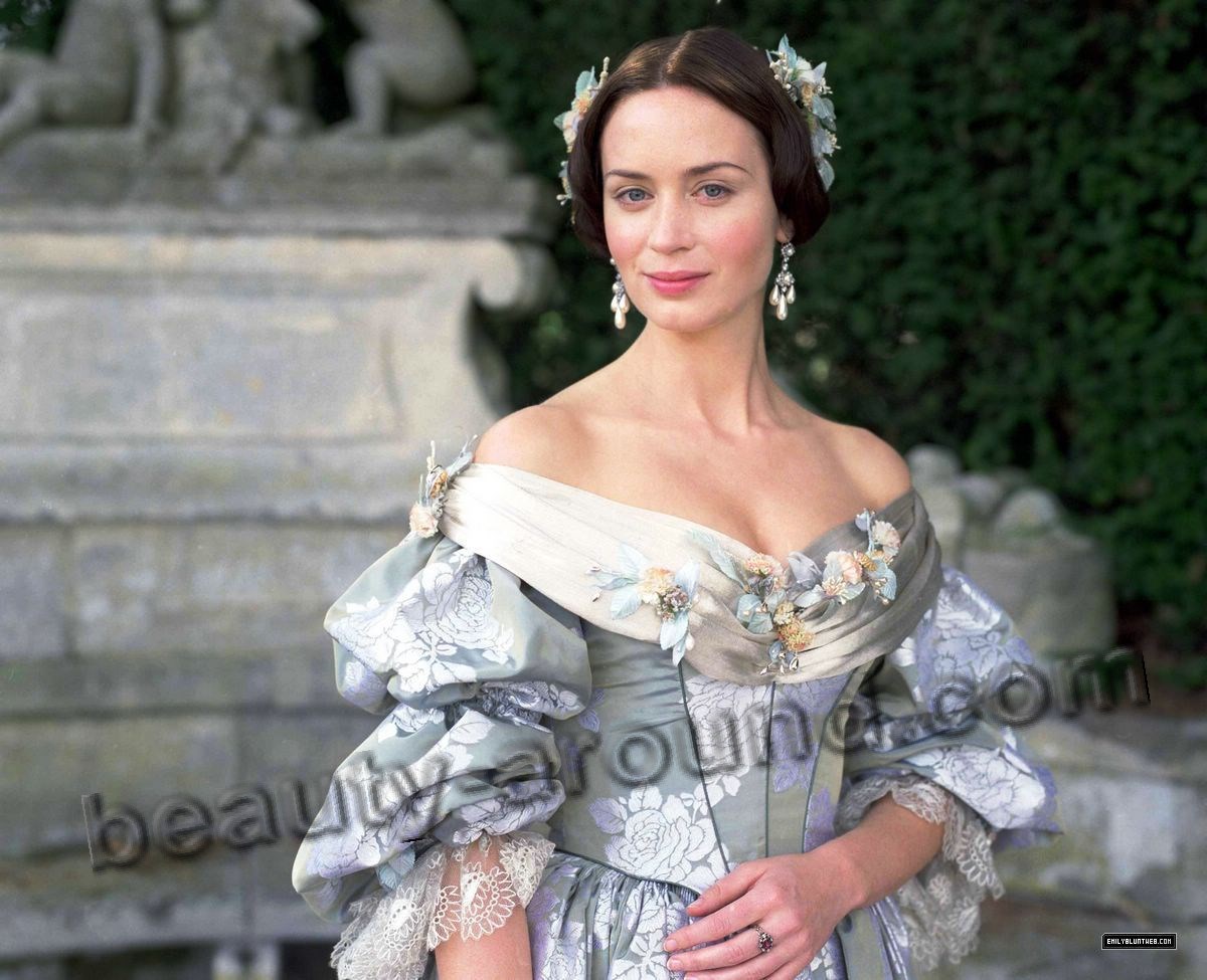 Emily Blunt The Young Victoria pictures