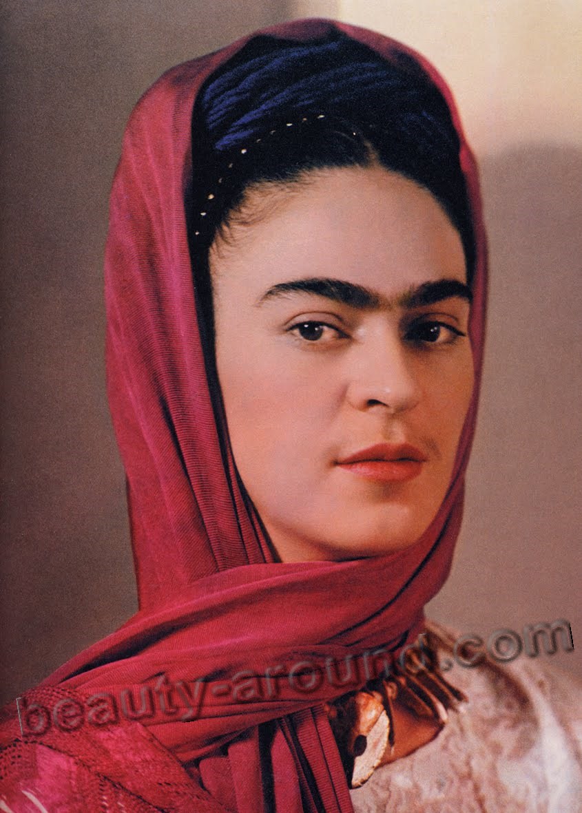 Фрида Кало, покрытая шалью фото