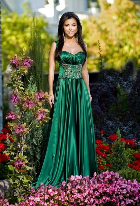 green evening dresses photos