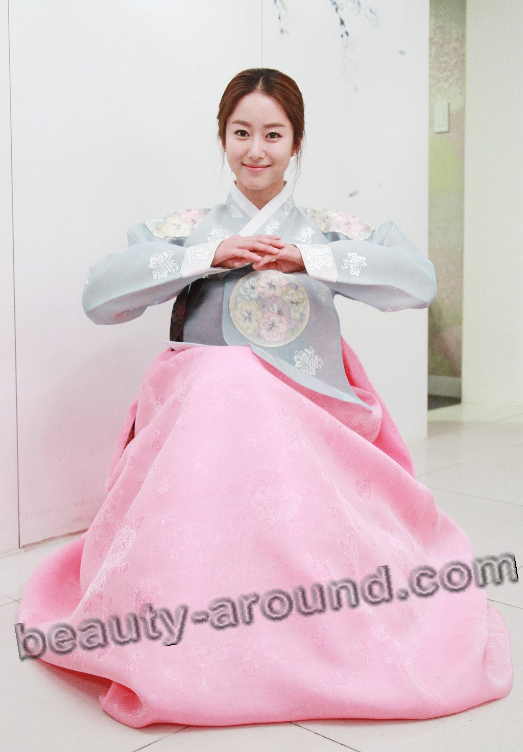 Традиционный корейский костюм фото