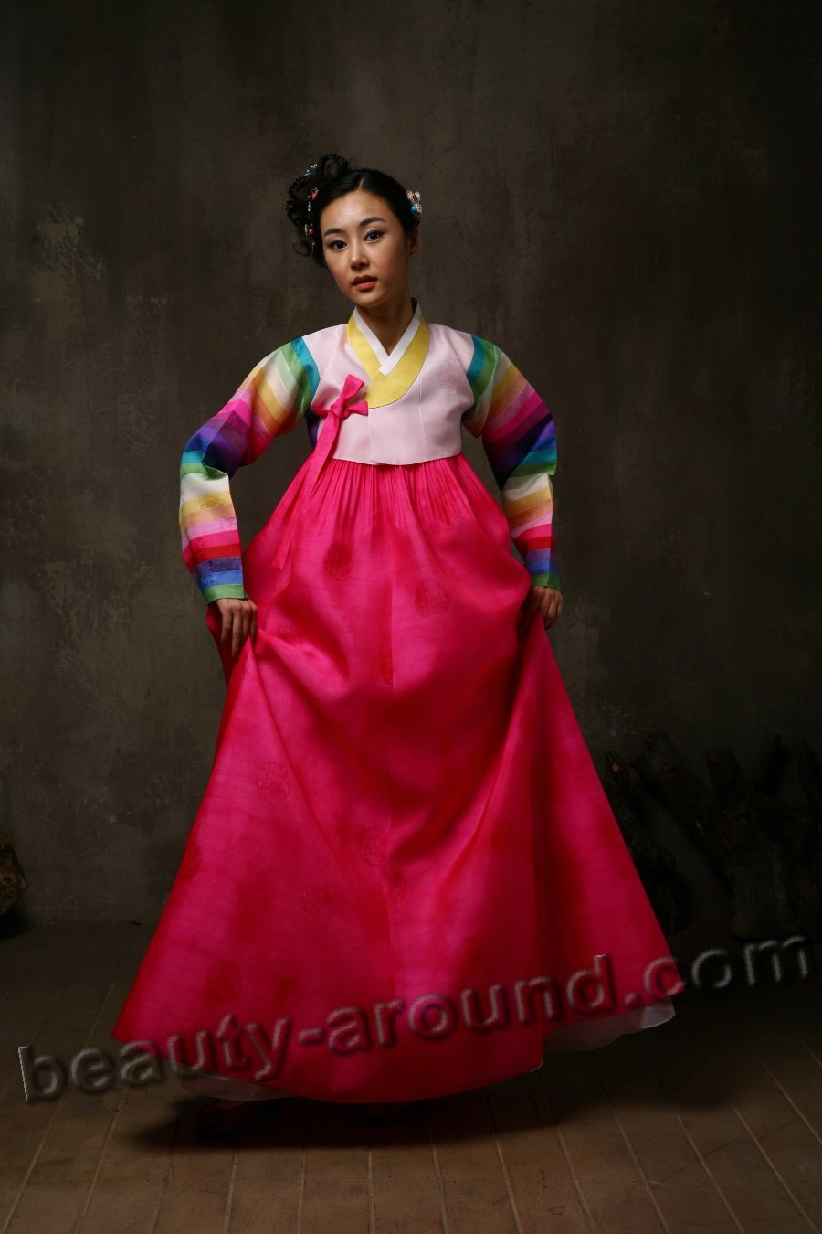 Кореянка носит ханбок фото