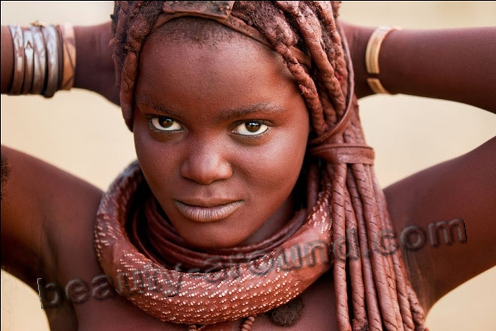 Молодая девушка химба фото