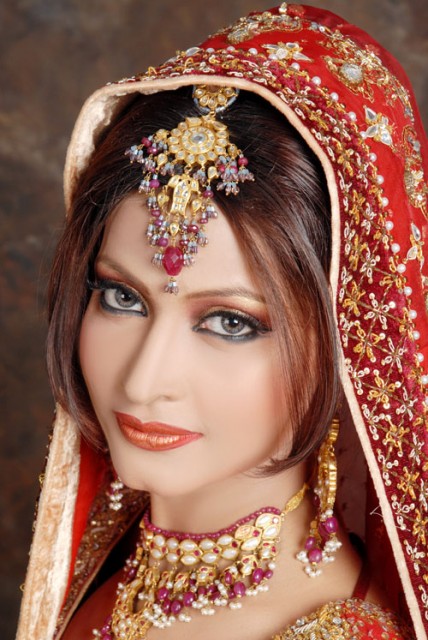 Indian beautiful jewelry and makeup pictures