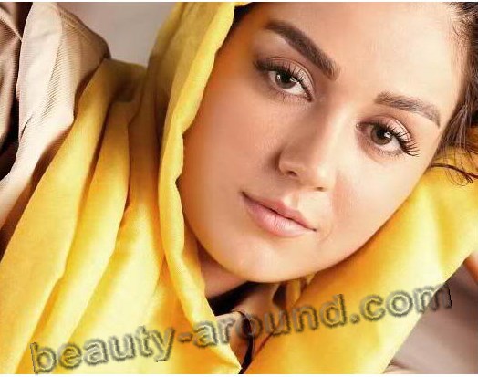Afsaneh Pakroo Beautiful Persian actress photos