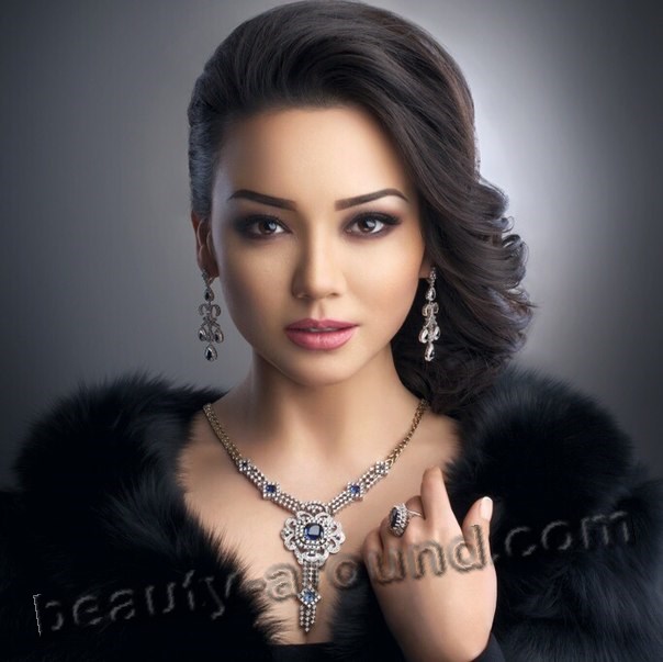 Assem Zhaketayeva beautiful Kazakh singer photo