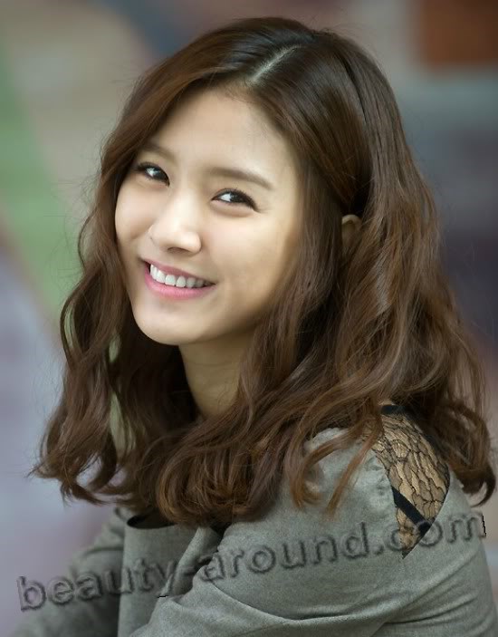 Ким Со Ын / Kim So Eun красивая улыбка фото