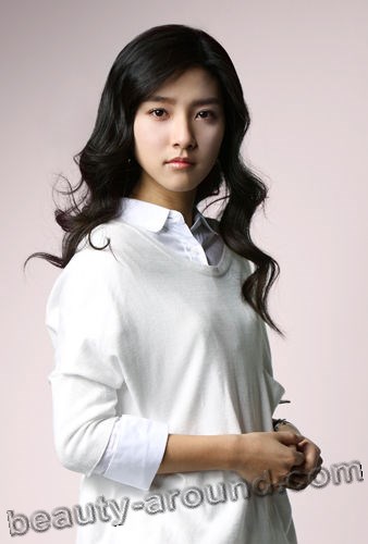 Ким Со Ын с длинными волосами фото