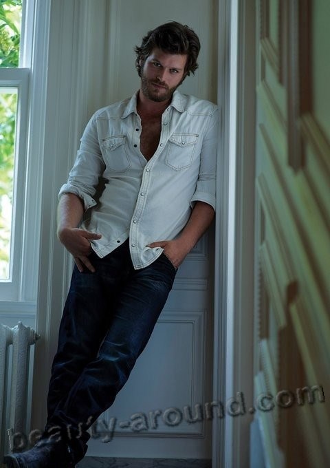 Kivanc Tatlitug Turkish actor, model, photo