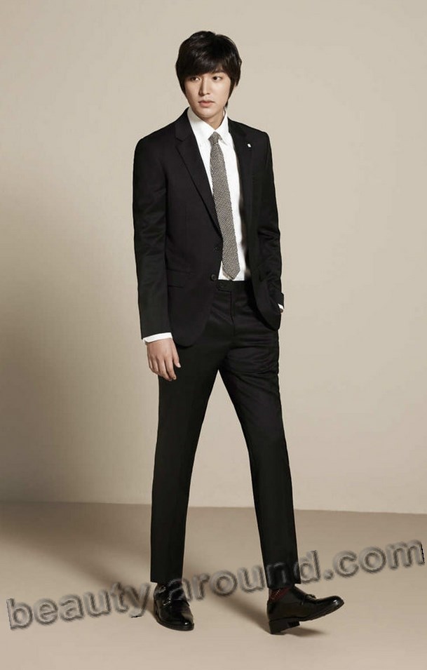 Ли Мин Хо в полный рост в костюме фото