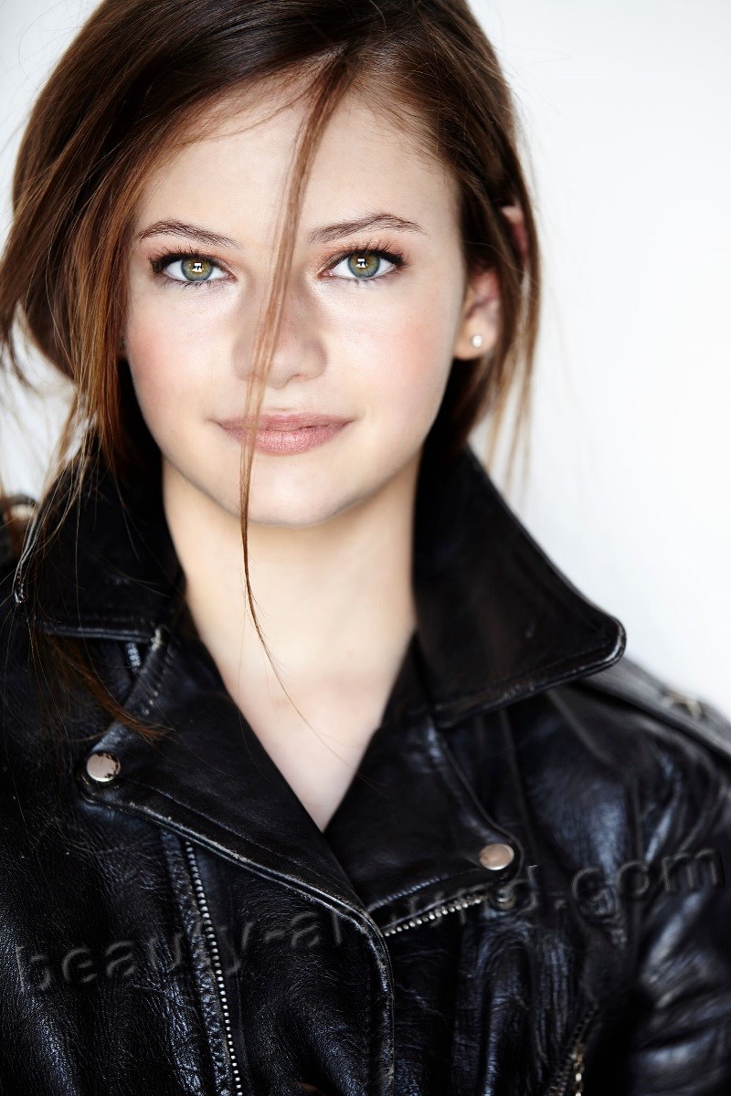 Mackenzie Foy Photo