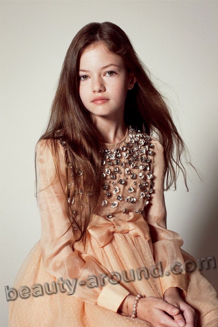 Mackenzie Foy American young model photo