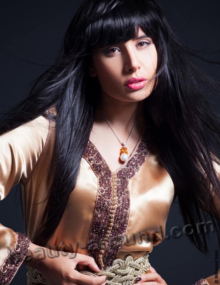 Loubna El Bekri марокканка в кафтане фото