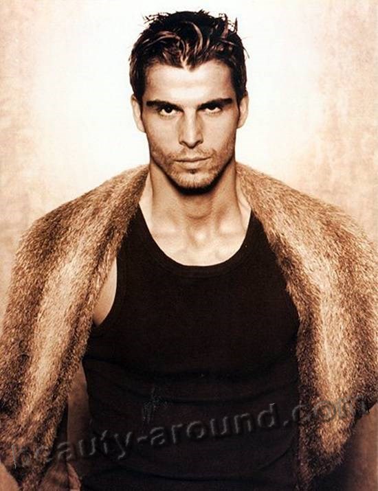 Mehmet Akif Alakurt beautiful model photo